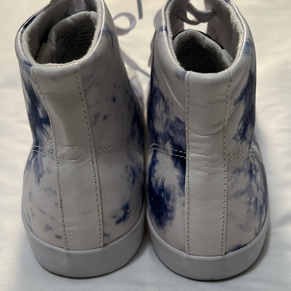 OTBT Hologram White/Blue Tie Dye Leather High-Top Sneakers - Picture 6 of 11